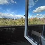 Large Guest Room Overlooking London